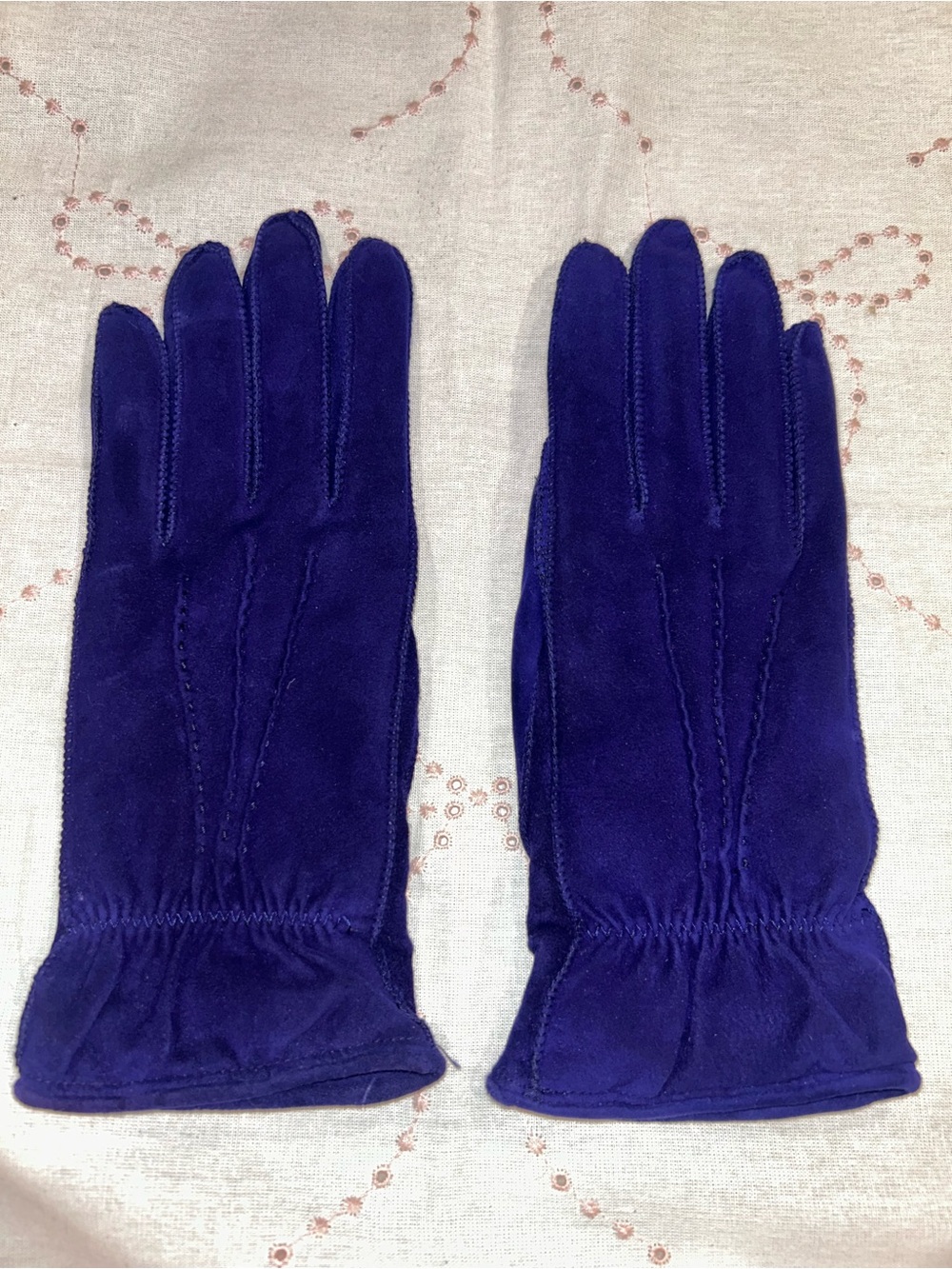 VTG Carolyne Roehm Purple Suede Cashmere Lined Leather Gloves Italy Sz 7